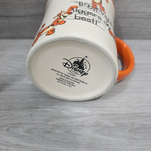 Disney Tigger orange cup mug - Picture 4 of 4